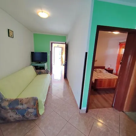 Apartment With Parking Space Barbat, Rab - 22217 Rab Town