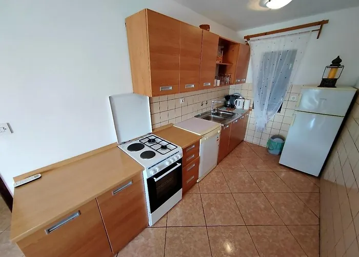 With Parking Space Barbat, Rab - 22217 Apartmán *