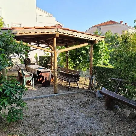 With Parking Space Barbat, Rab - 22217 Appartamento Rab Town