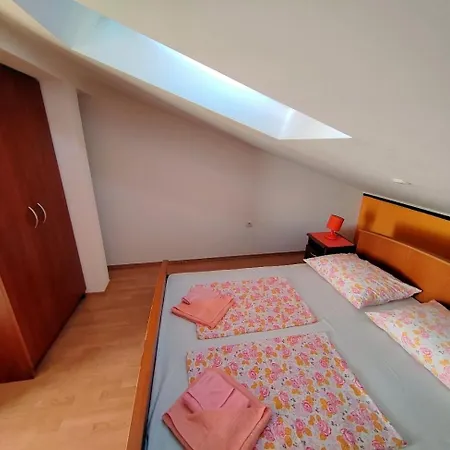 With Parking Space Barbat, Rab - 22217 Апартаменты Раб